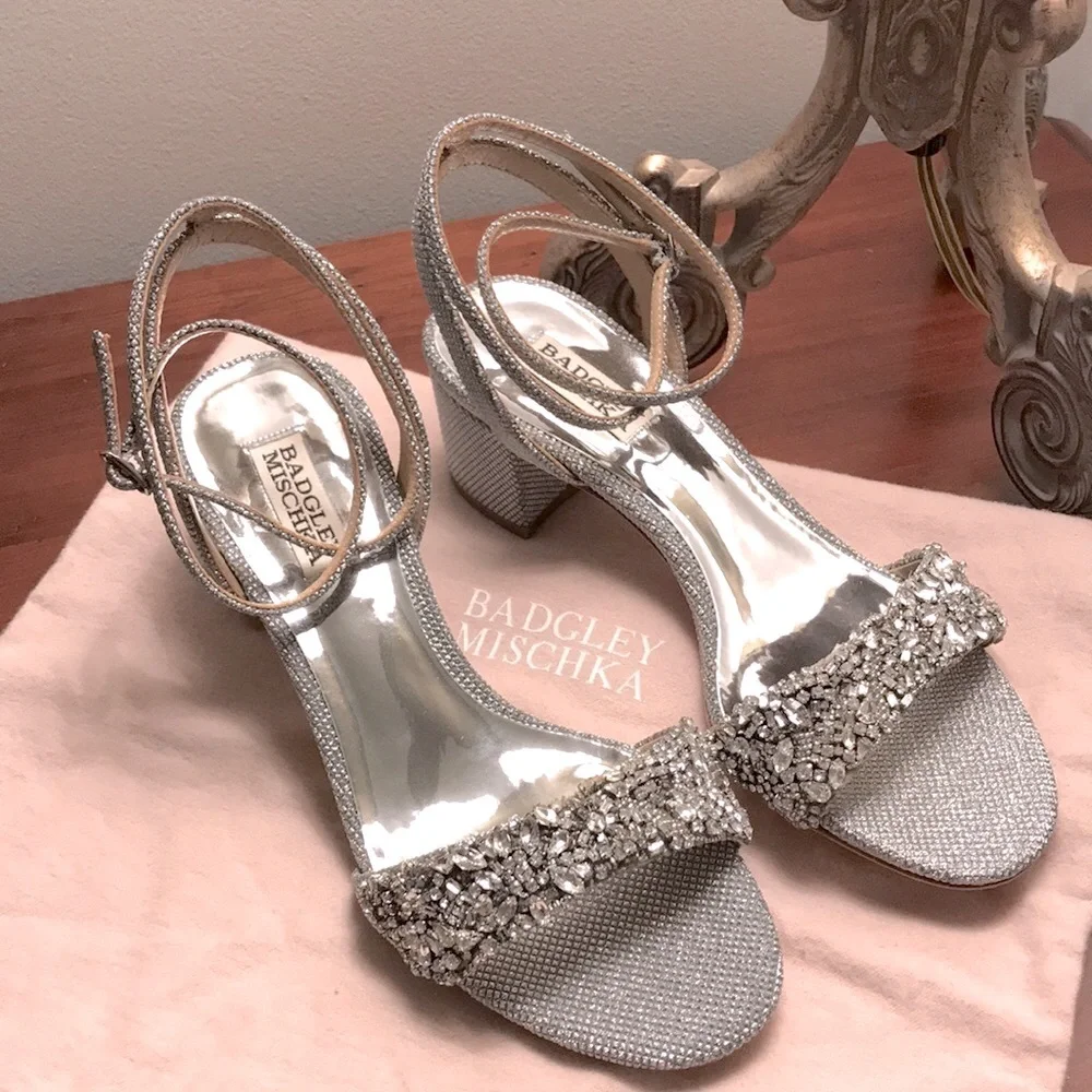 ❗️LAST CHANCE- BADGLEY MISCHKA Crystal Embellished Evening Shoes - Picture 5 of 14